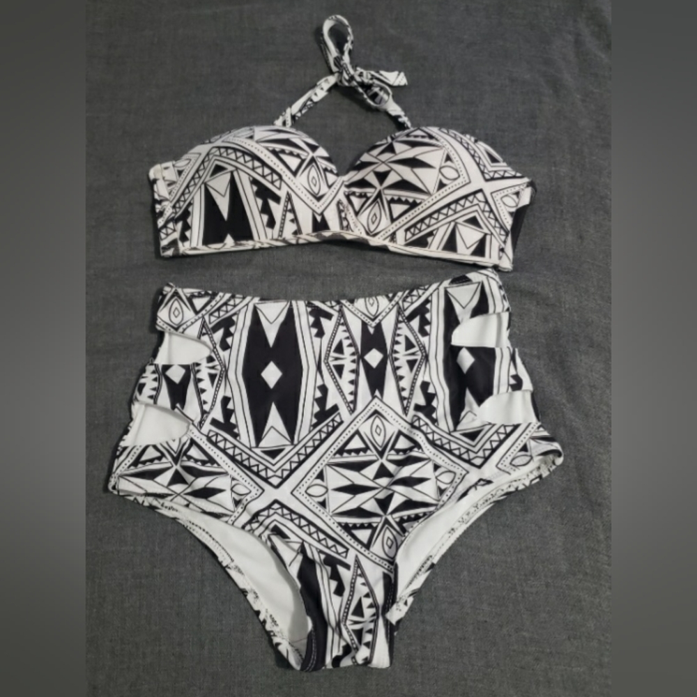 Swim suit